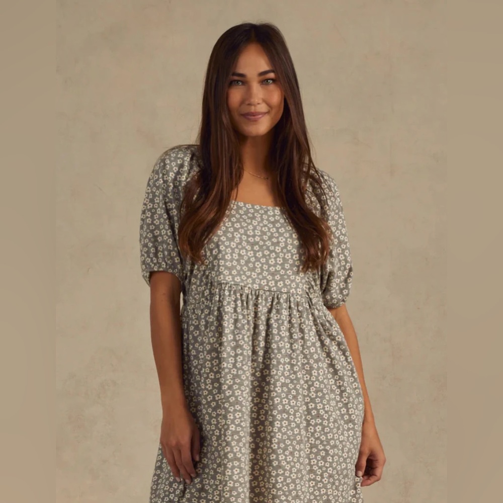 Rylee + Cru Cream Smocked Puff Sleeve Midi Dress NWOT